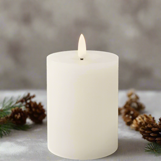 White LED Wick Flat Top Wax Candle 11.2cm x 7cm