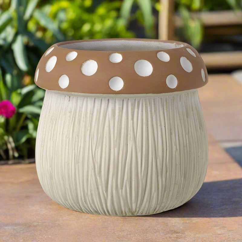 Large Polka Dot Mushroom Plant Pot