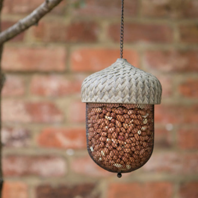 Acorn Birdfeeder