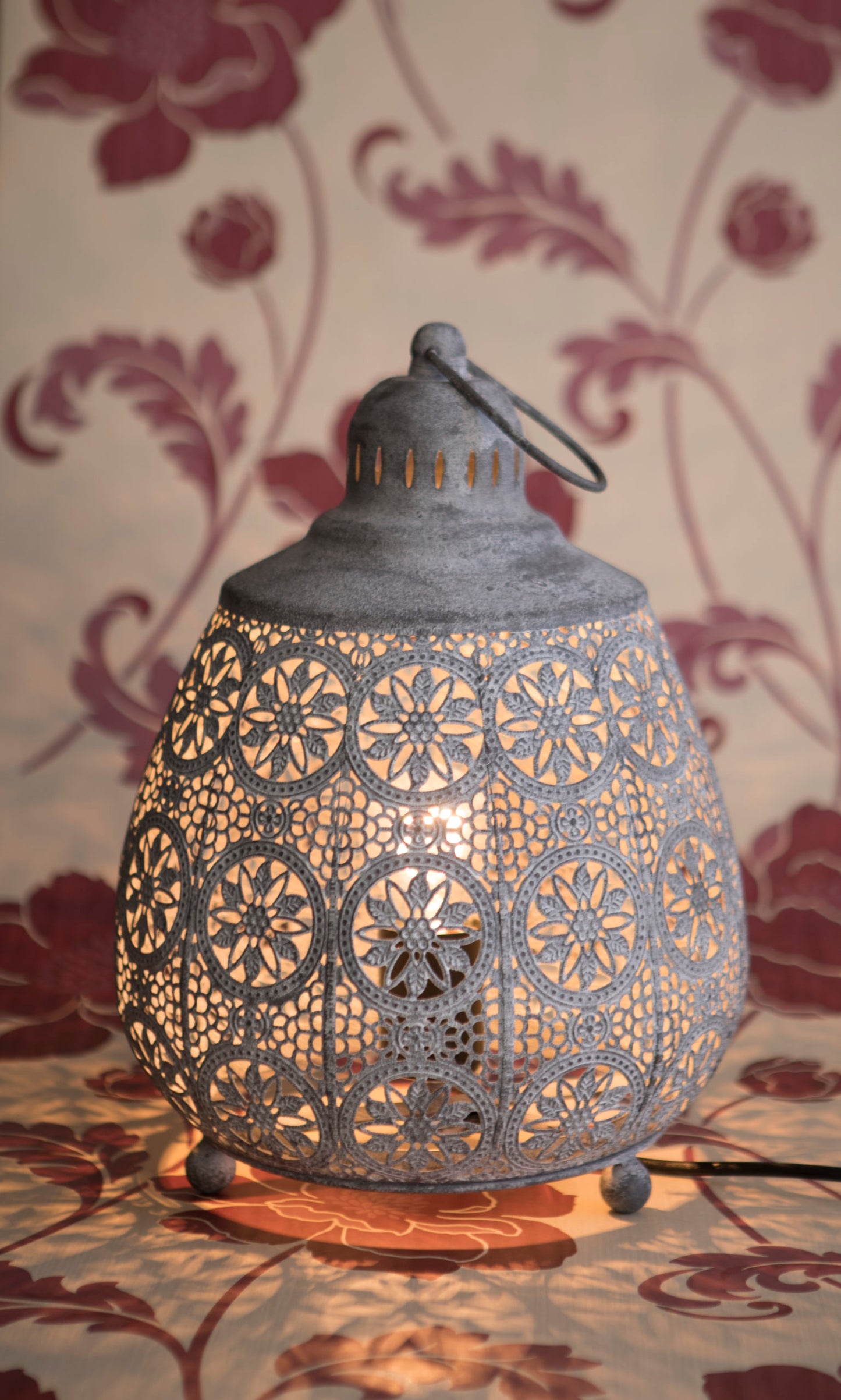 Salima Lamp