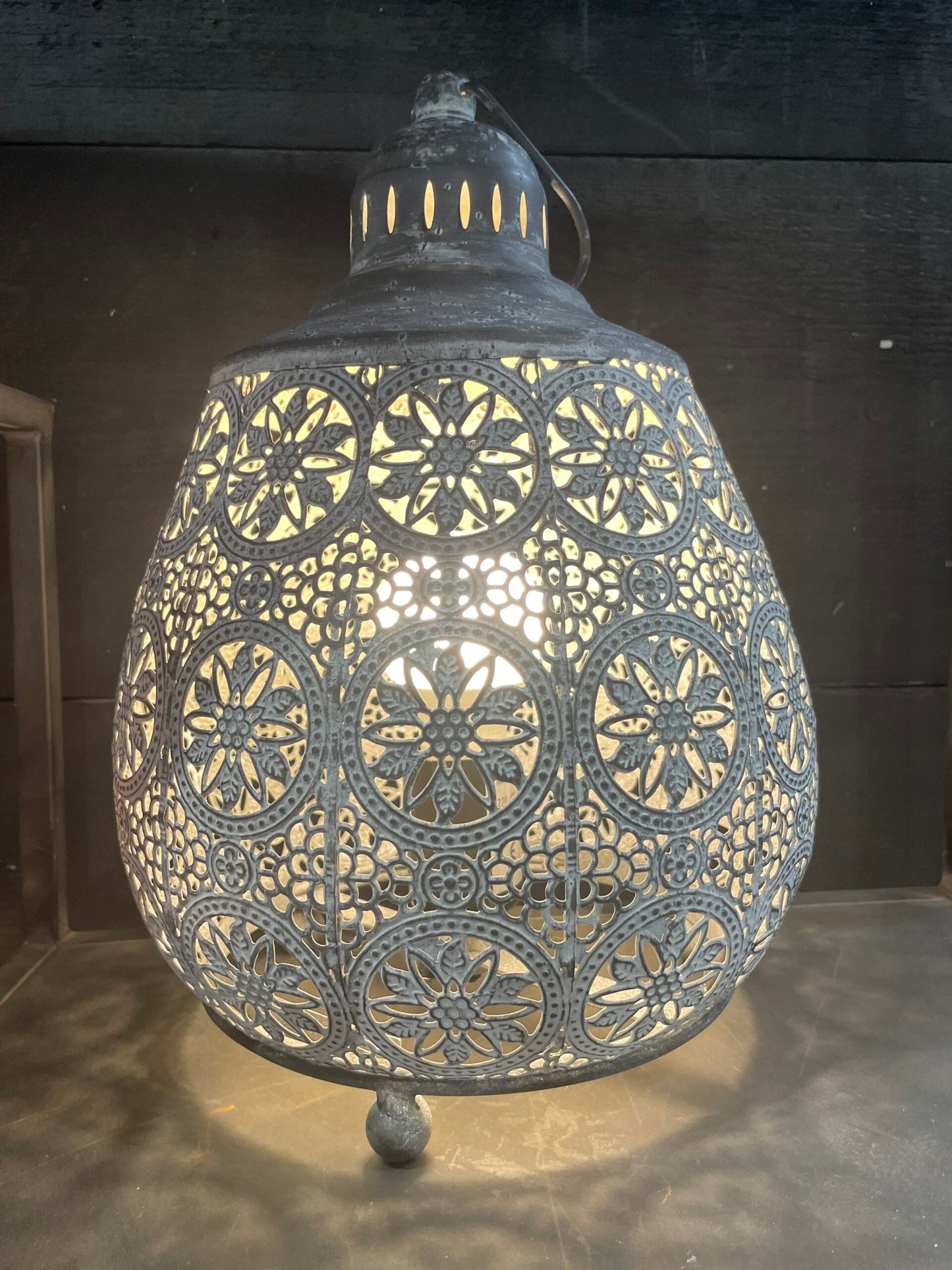 Salima Lamp