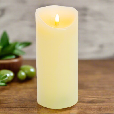 18 x 8cm Cream Flickabright Candle