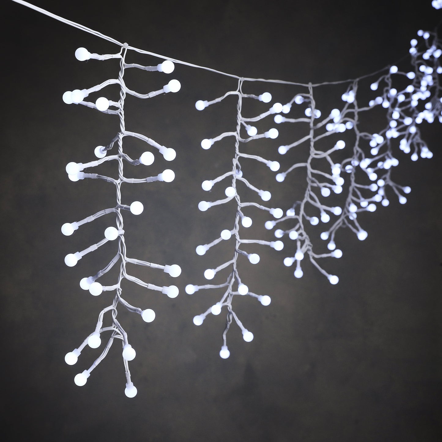 Luca Lighting 390 White LED Icicle Christmas Berry Lights