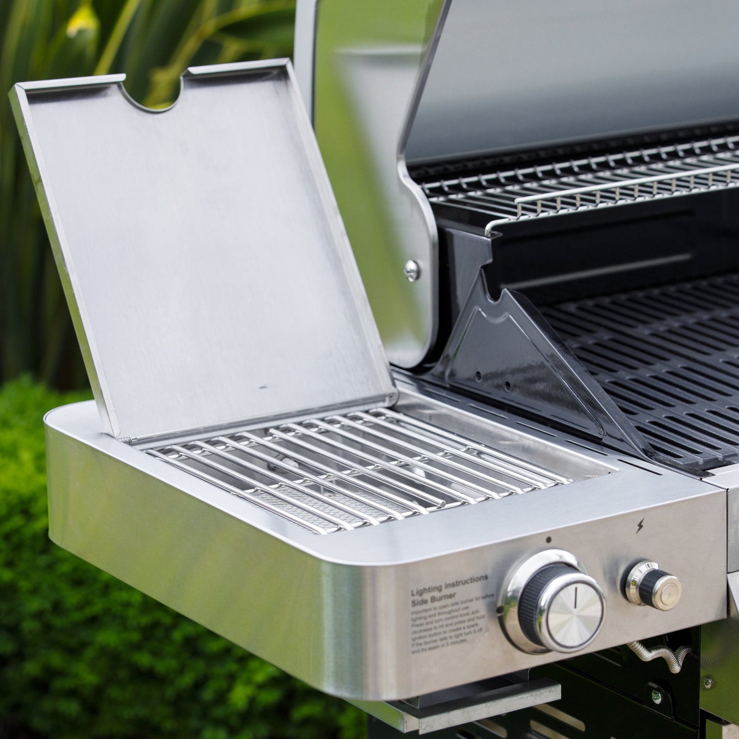 Grillstream Gourmet 6 Burner Hybrid BBQ With Steak Shelf