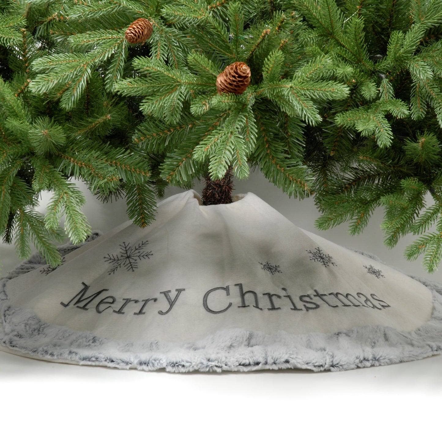 White Merry Christmas Tree Skirt